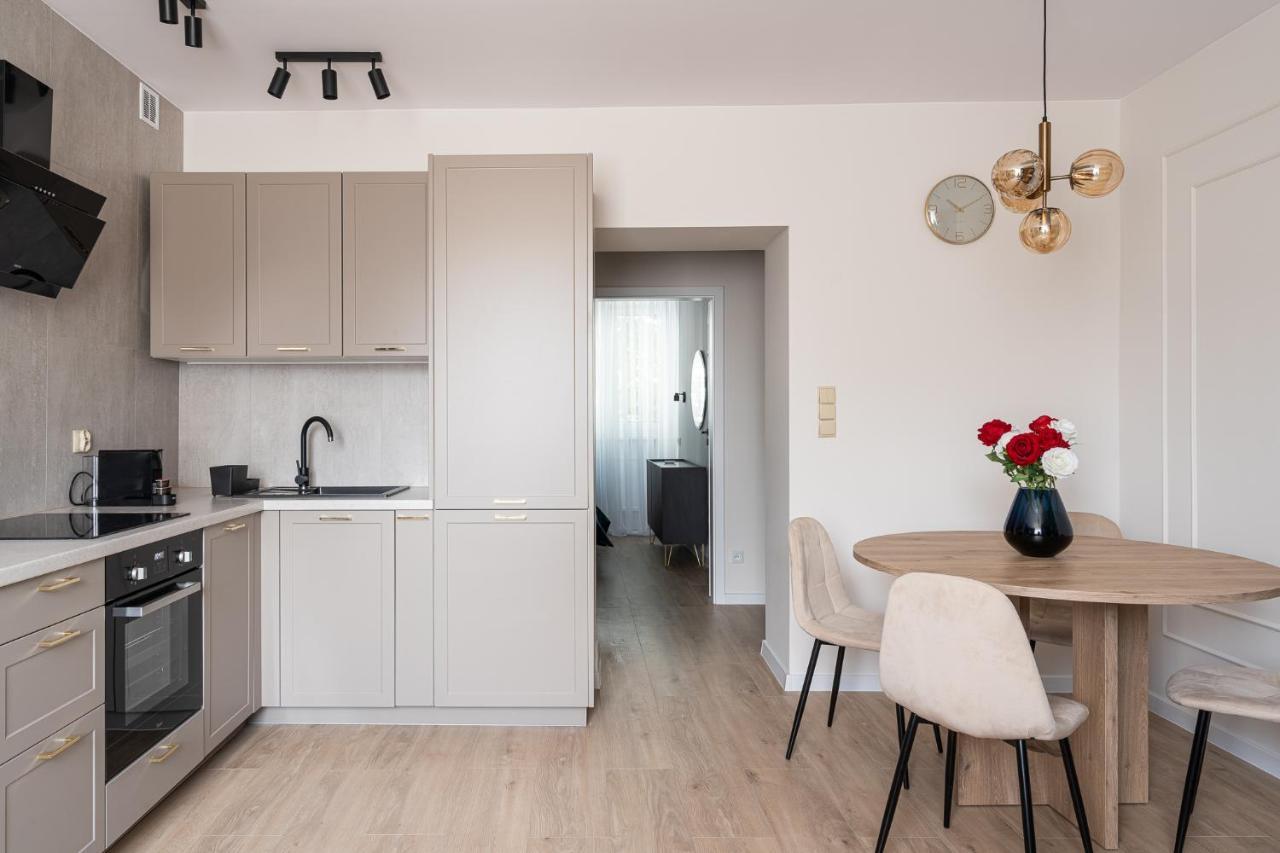 Rentplanet - Apartament Pilsudskiego Wroclaw Bagian luar foto